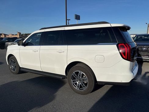 Used 2025 Ford Expedition Max Active image 3