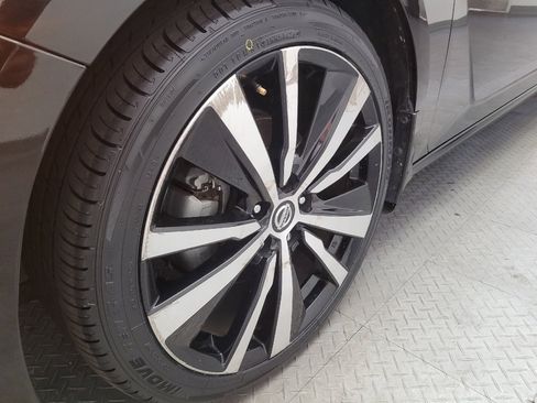 Used 2022 Nissan Altima 2.5 SR FWD image 31