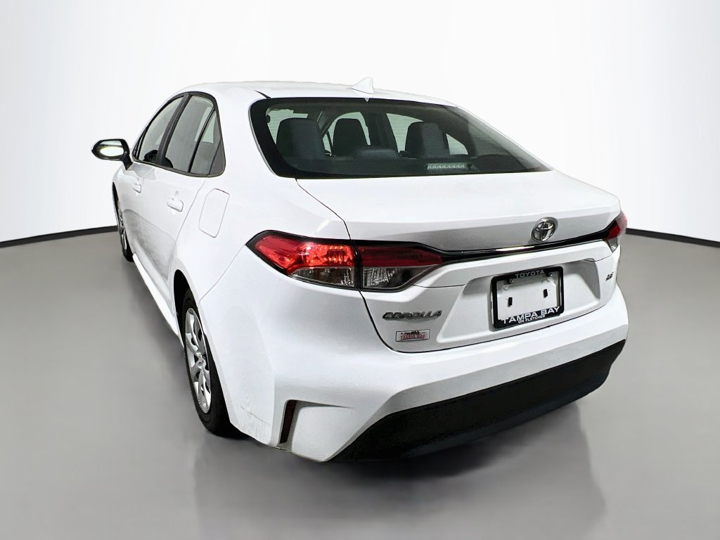 Used 2024 Toyota Corolla LE FWD image 5