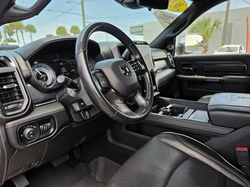 Used 2022 RAM 2500 Limited AWD/4WD image 13