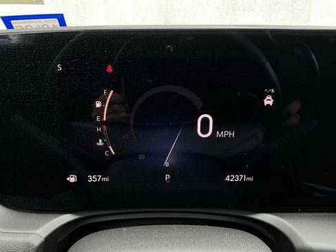 Used 2025 Buick Encore GX Preferred image 35