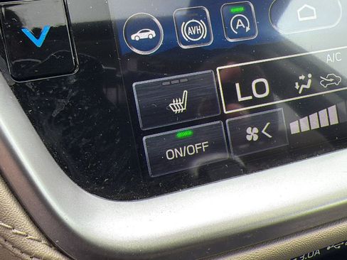 Used 2024 Subaru Outback Premium AWD/4WD image 20