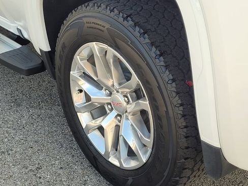 Used 2022 GMC Sierra 1500 SLT AWD/4WD image 8