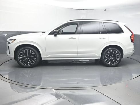 Certified 2026 Volvo XC90 B6 Ultra w/ Protection Package Premier AWD/4WD image 5