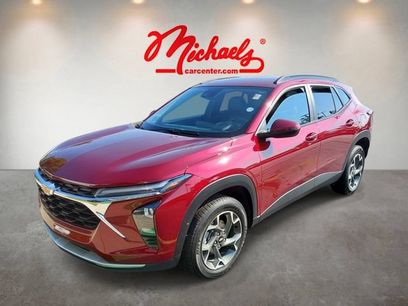 Used 2025 Chevrolet Trax LT