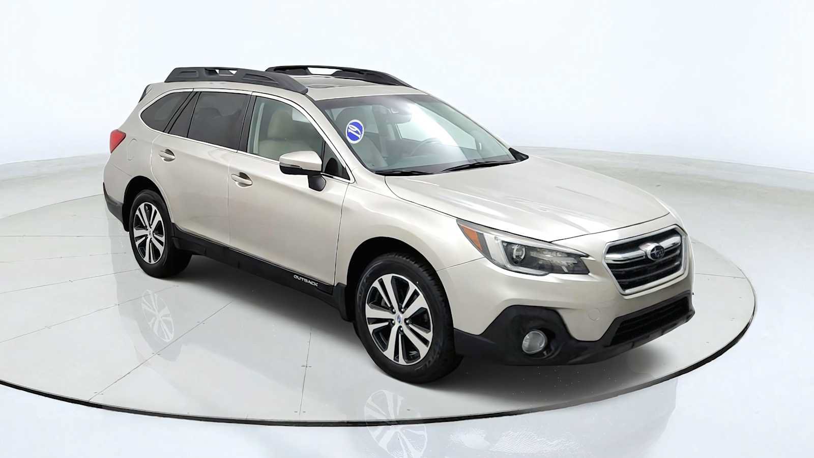 Used 2019 Subaru Outback 3.6R Limited w/ Popular Package #2 AWD/4WD image 1