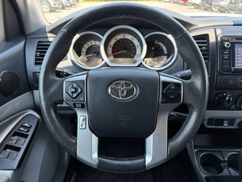 Used 2014 Toyota Tacoma PreRunner w/ Convenience Package RWD image 14