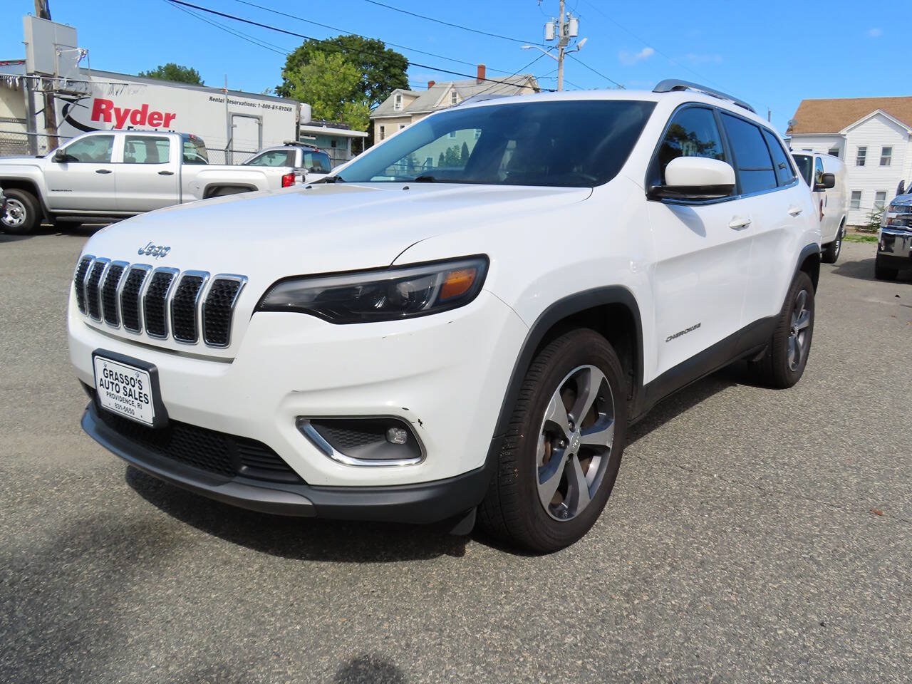 Used 2019 Jeep Cherokee Limited AWD/4WD image 1