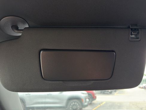 Used 2023 Chevrolet Traverse LT w/ Rear Camera Mirror Package AWD/4WD image 25