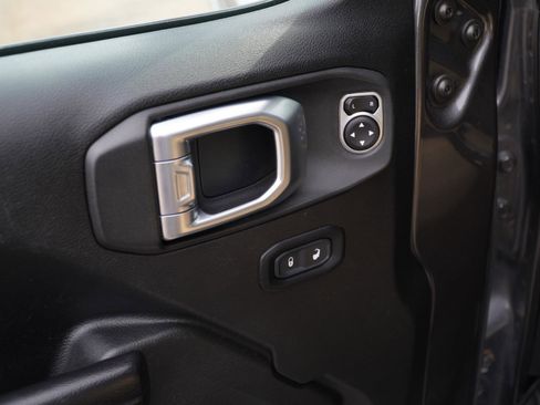 Used 2020 Jeep Gladiator Sport w/ Quick Order Package 24S image 12