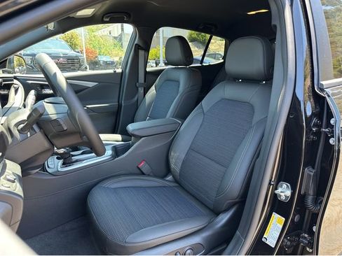 New 2025 Buick Envista Preferred w/ Convenience I Package image 19