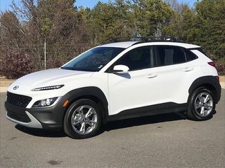 Used 2023 Hyundai Kona SEL video 1