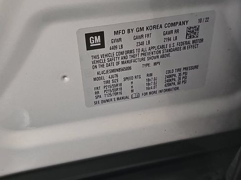 Used 2022 Buick Encore Preferred w/ Safety Package AWD/4WD image 40