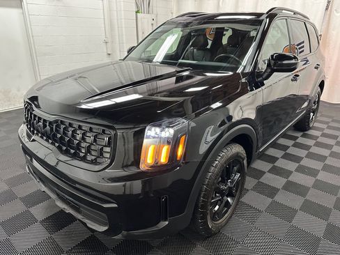 Used 2025 Kia Telluride AWD image 5