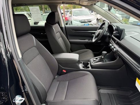 Certified 2026 Honda CR-V EX image 19