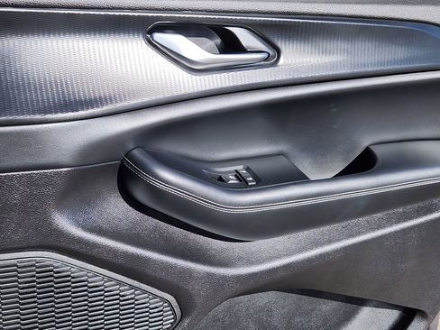 Used 2024 Jeep Grand Cherokee L Altitude image 14