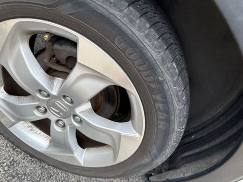 Used 2016 Honda HR-V EX image 11