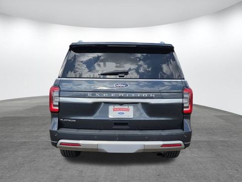 Certified 2023 Ford Expedition Platinum image 5