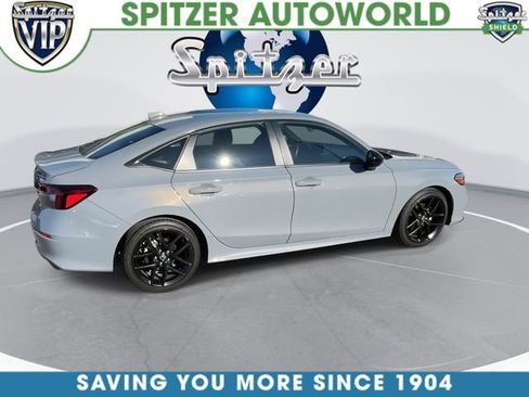 Used 2025 Honda Civic Sport image 2