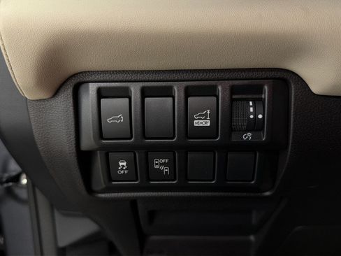 Used 2019 Subaru Ascent Limited w/ Popular Package #2A AWD/4WD image 21