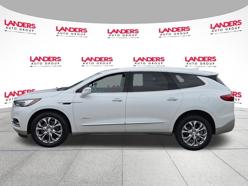 Used 2018 Buick Enclave Avenir w/ Avenir Technology Package FWD image 6