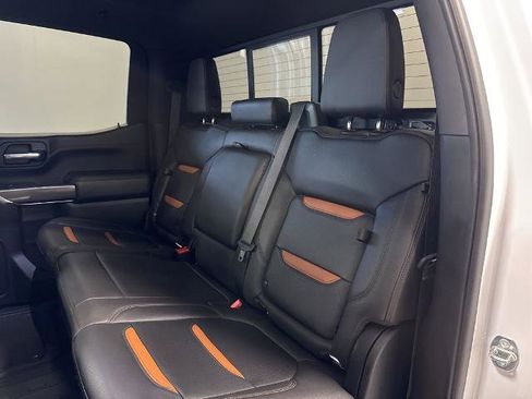 Used 2021 GMC Sierra 1500 AT4 w/ AT4 Value Package AWD/4WD image 11