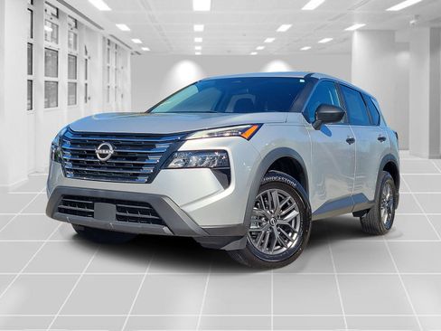 Certified 2024 Nissan Rogue S image 34