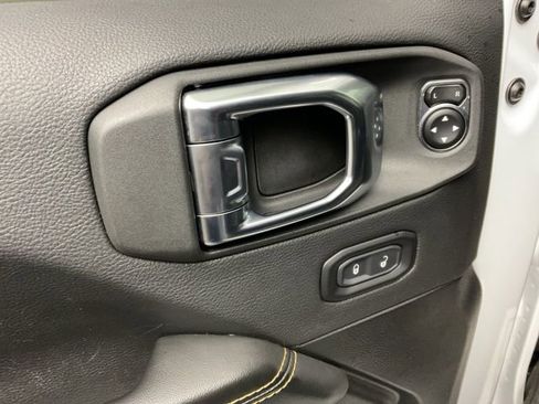 Used 2025 Jeep Wrangler Rubicon 392 image 11