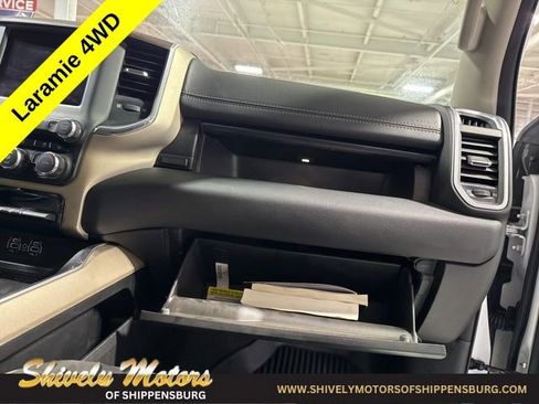 Used 2022 RAM 1500 Laramie AWD/4WD image 45