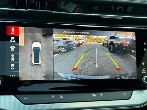 New 2025 Jeep Wagoneer S Launch Edition image 17