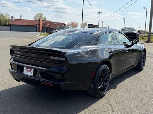 New 2026 Dodge Charger R/T AWD/4WD image 3