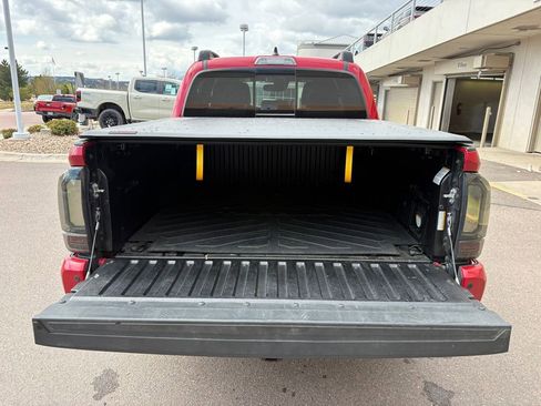 Used 2023 Toyota Tacoma TRD Off-Road w/ Technology Package AWD/4WD image 26