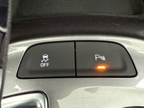 Used 2025 Chevrolet Malibu LT FWD image 20
