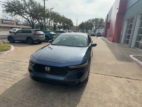 Used 2024 Honda Accord EX image 3