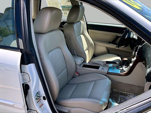 Used 2008 Subaru Outback 2.5i Limited AWD/4WD image 8