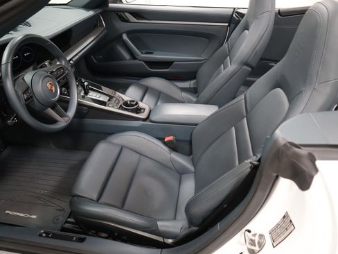 Used 2021 Porsche 911 Carrera S image 16