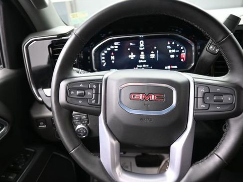 Used 2026 GMC Sierra 1500 SLT AWD/4WD image 8