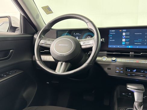 Used 2025 Hyundai Kona SEL FWD image 26