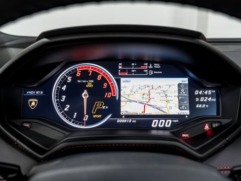 Used 2019 Lamborghini Huracan LP 580-2 image 16