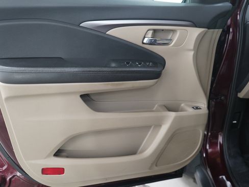 Used 2017 Honda Pilot EX-L image 19