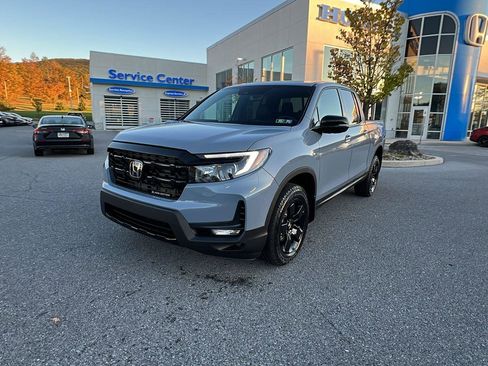 New 2026 Honda Ridgeline Black Edition image 8