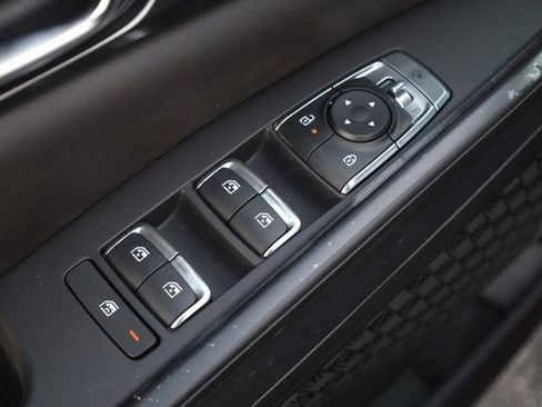 Certified 2025 Kia Carnival SX Prestige FWD image 14