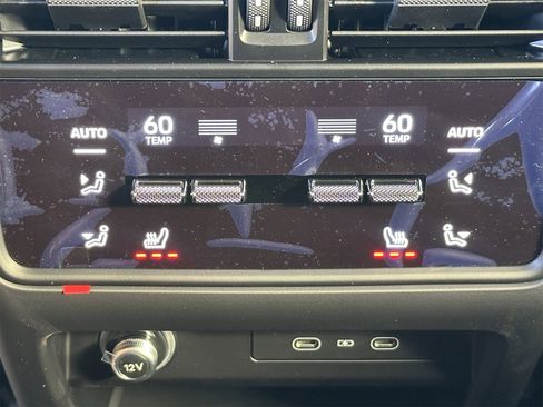 New 2026 Porsche Cayenne Coupe image 17