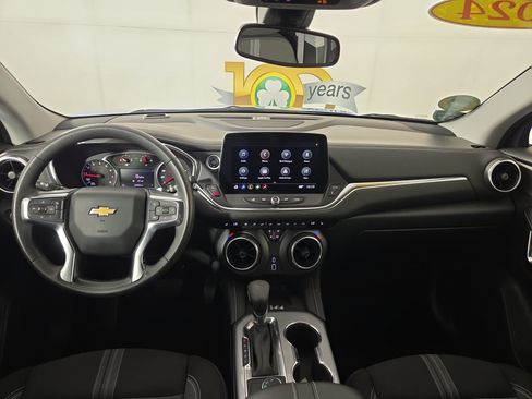 Used 2024 Chevrolet Blazer LT w/ Convenience Package FWD image 13