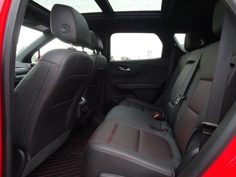 Used 2022 Chevrolet Blazer RS w/ Enhanced Convenience Package AWD/4WD image 16