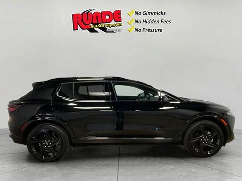Used 2024 Chevrolet Equinox EV RS FWD image 6