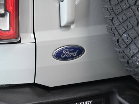 Used 2021 Ford Bronco Wildtrak image 16