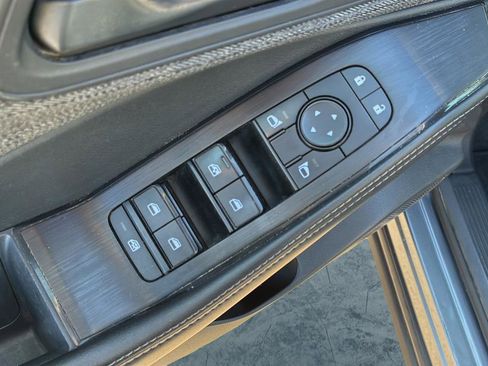Used 2021 Nissan Rogue S FWD image 12