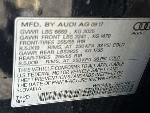 Used 2018 Audi Q7 3.0T Premium image 31