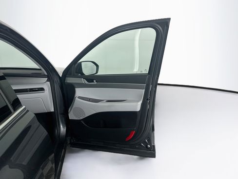 Used 2025 Hyundai Palisade SEL FWD image 35